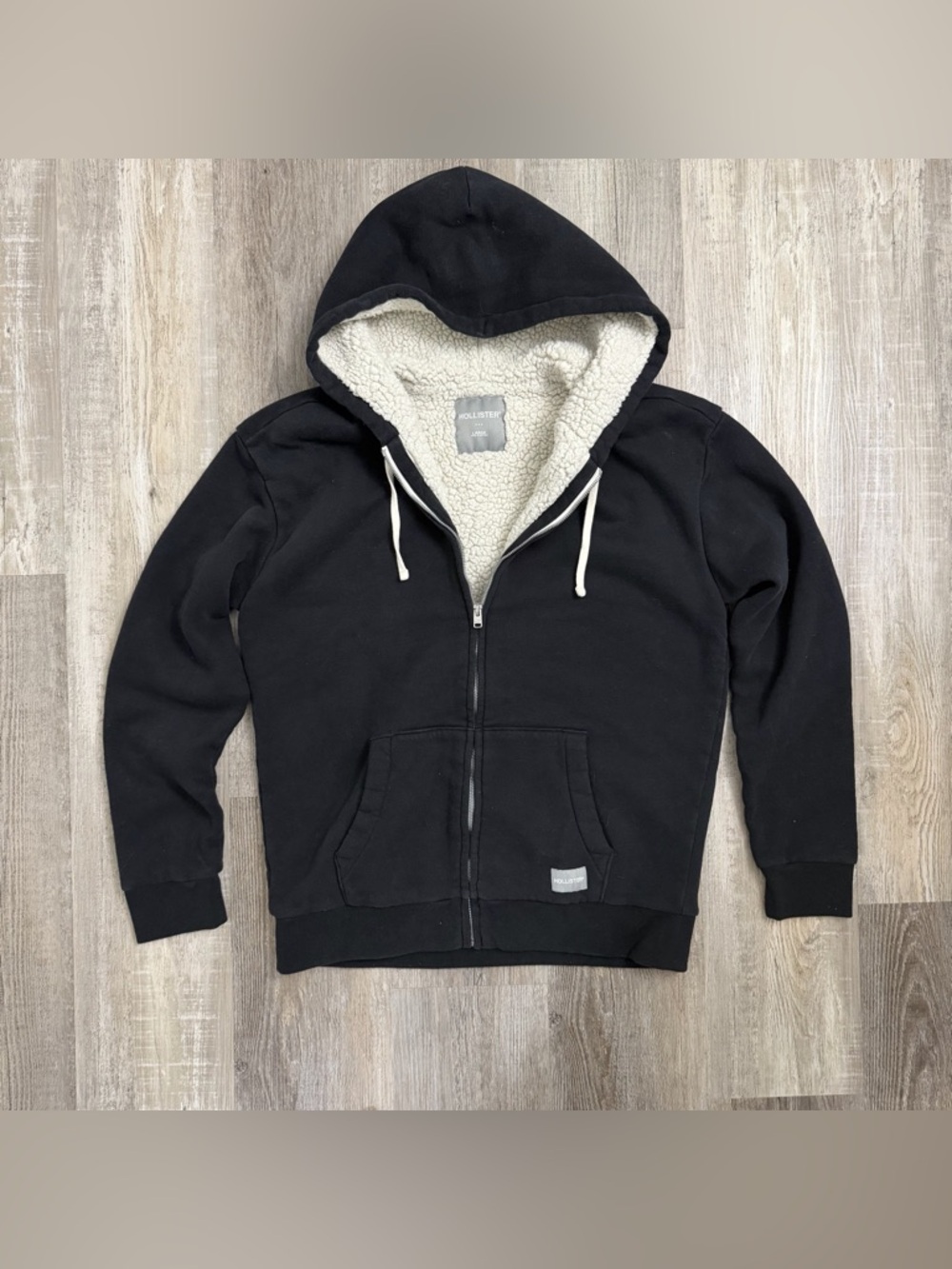 Hollister Men’s Black Full Zip Hoodie w/ Cream Sherpa Lining-size LG *like NEW*